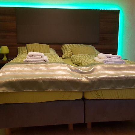 Kansakar Hotel Kaiserslautern Zewnętrze zdjęcie
