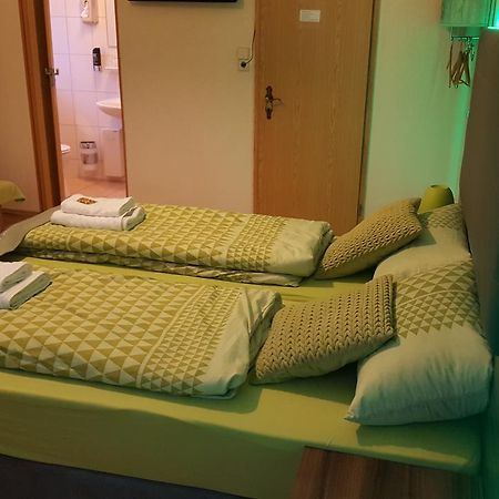 Kansakar Hotel Kaiserslautern Zewnętrze zdjęcie