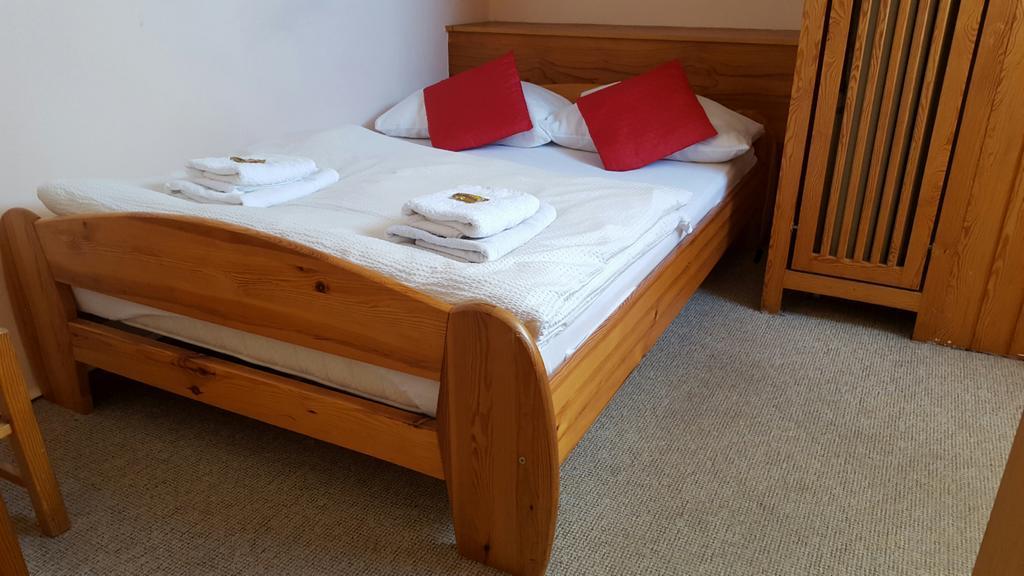 Kansakar Hotel Kaiserslautern Zewnętrze zdjęcie