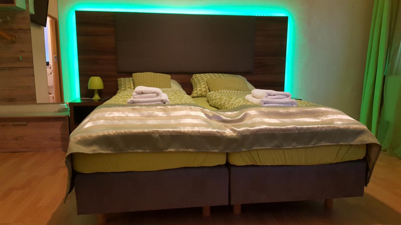 Kansakar Hotel Kaiserslautern Zewnętrze zdjęcie