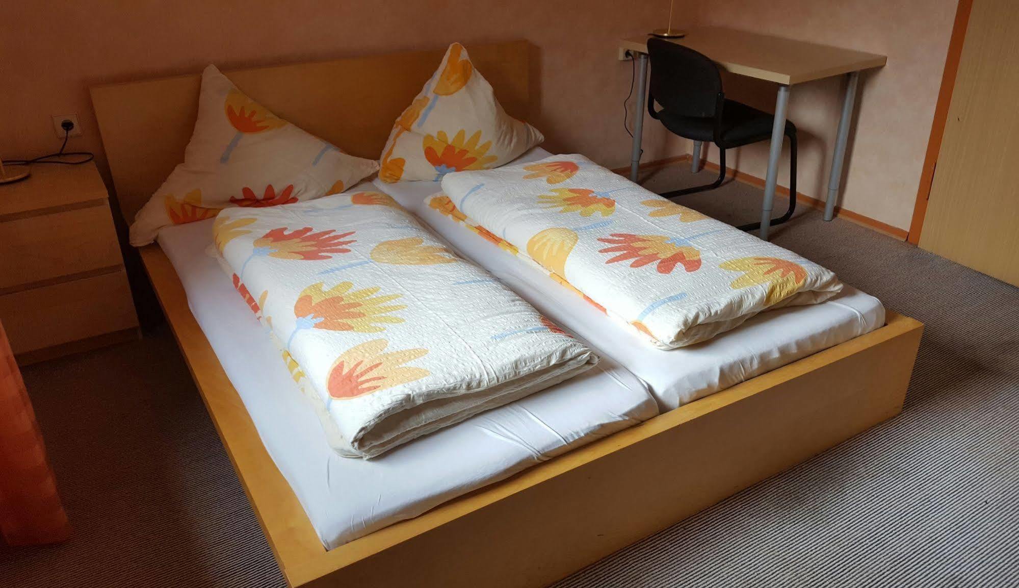 Kansakar Hotel Kaiserslautern Zewnętrze zdjęcie